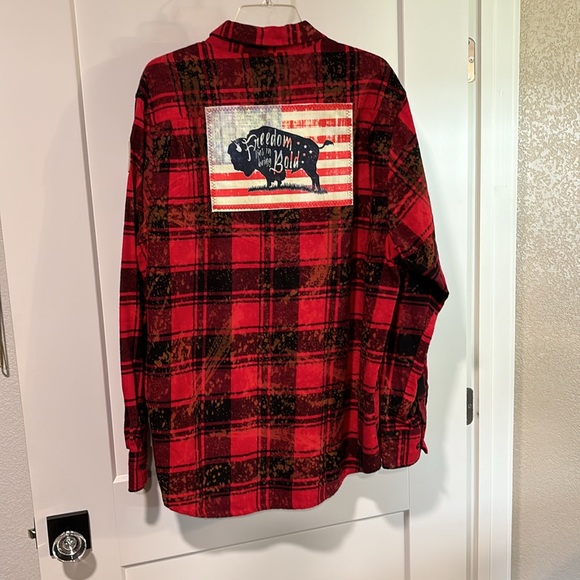 Brand New Flannel Shirt - Picture 3 of 5
